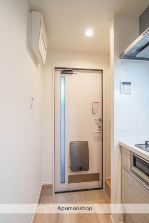 宮城県仙台市若林区六十人町の賃貸アパートの玄関