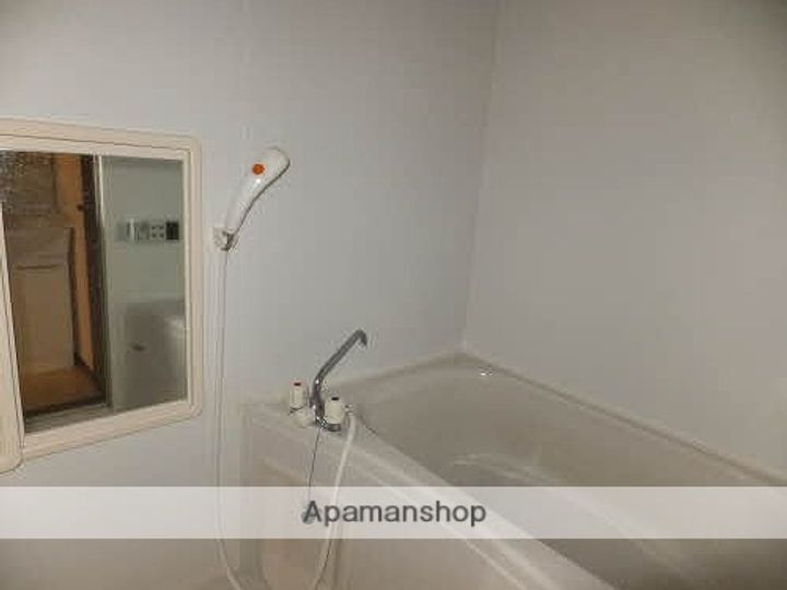 メゾン フォルテシモの風呂