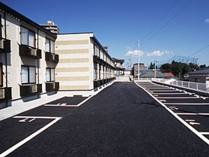 レオパレスM&T111の外観