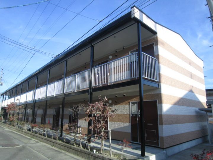 レオパレスメイフラワーⅠ110の外観