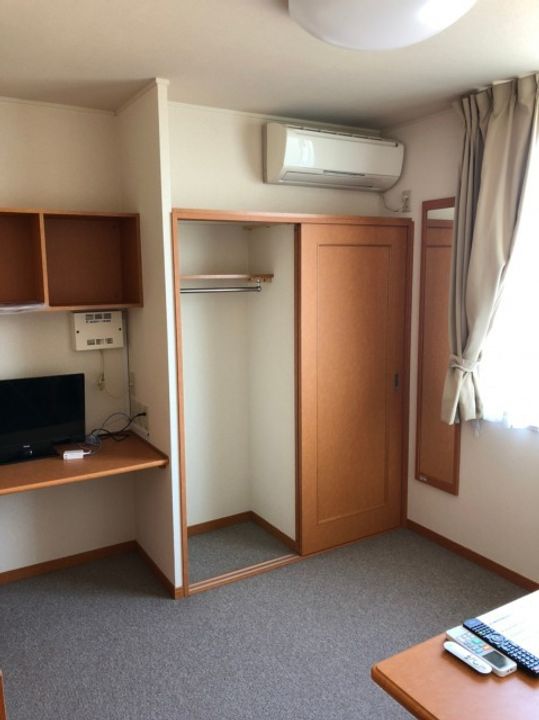 レオパレス南宮203の居間