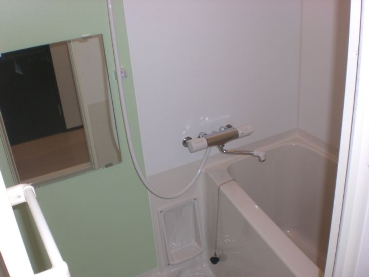 レオネクスト留ヶ谷C108の風呂