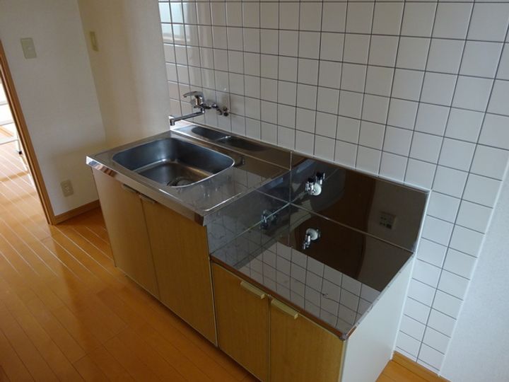 宮城県多賀城市新田字西後の賃貸アパートの内装