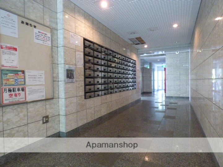 シャンブル向山207の外観