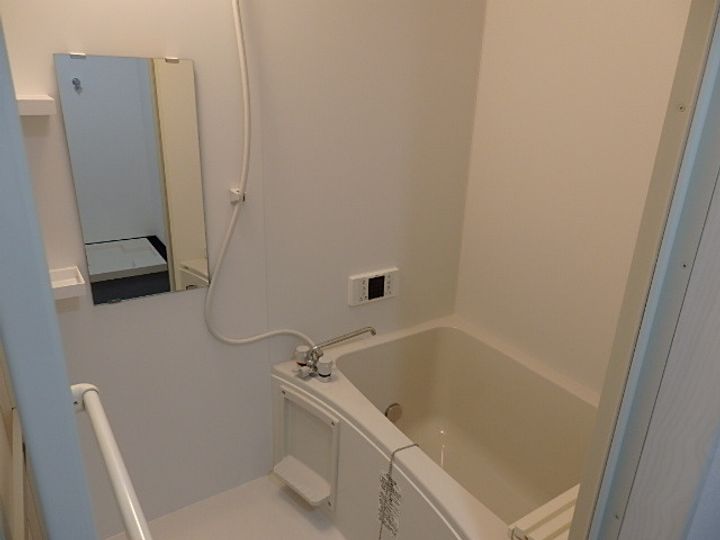 宮城県仙台市宮城野区元寺小路の賃貸マンションの内装