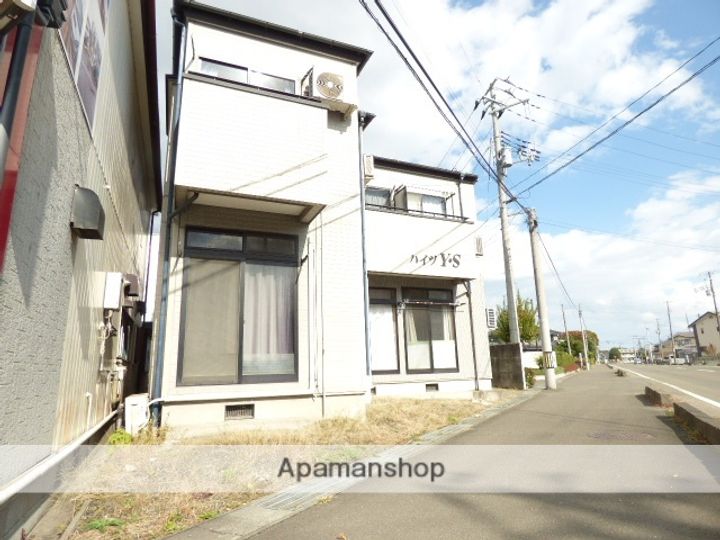 ハイツYSの外観