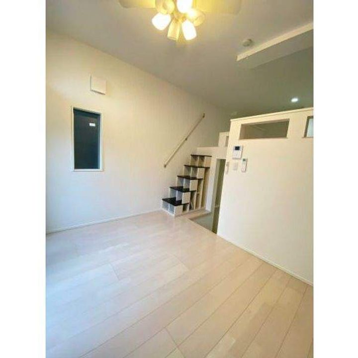 INSPIRE PHILIPPIANS 4131055の居間