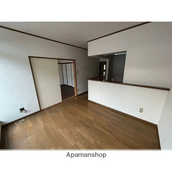 メゾンクリフEの居間