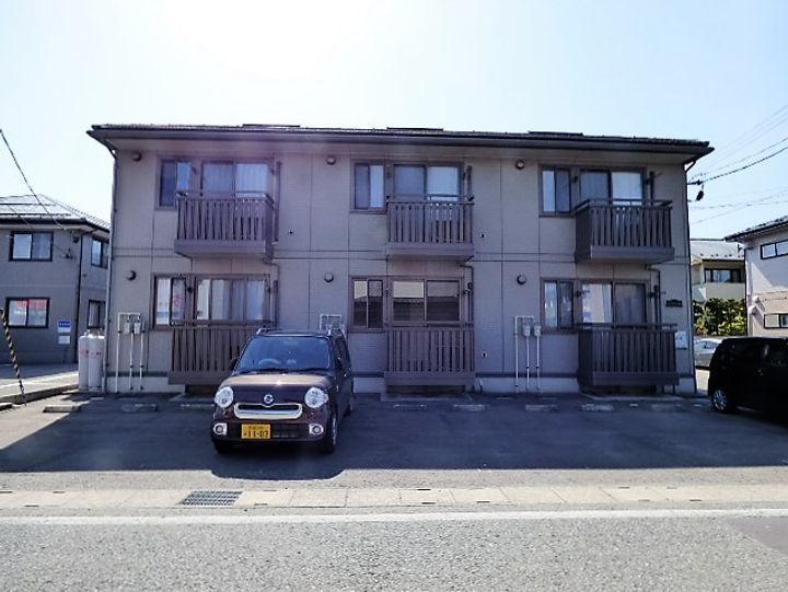 メゾンフローラル駅東103の外観