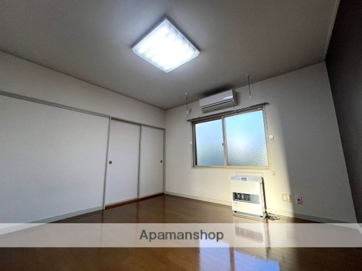 コーポフジイ202の居間