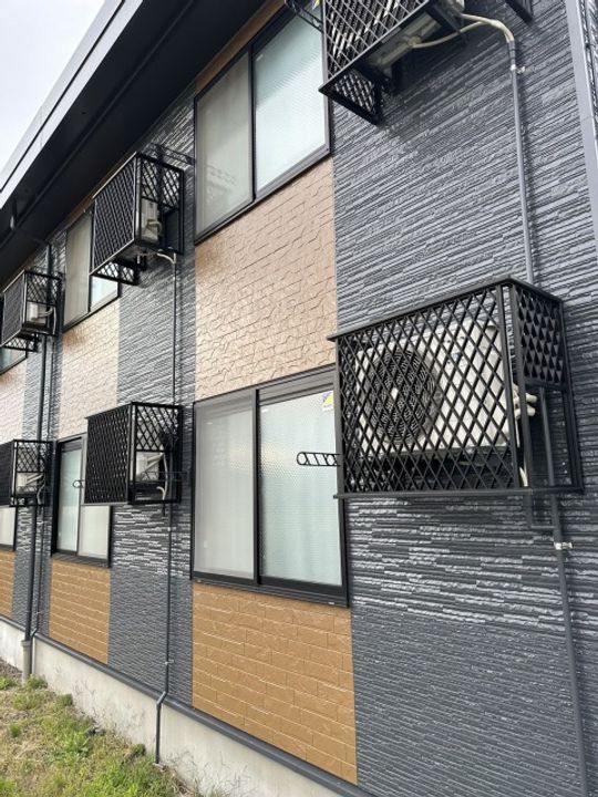 レオパレス横手こまち102の外観