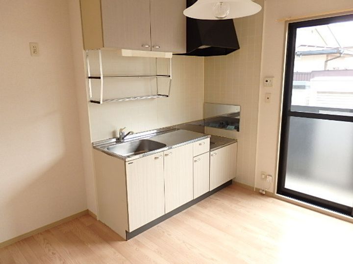 宮城県多賀城市新田字後の賃貸アパートのキッチン