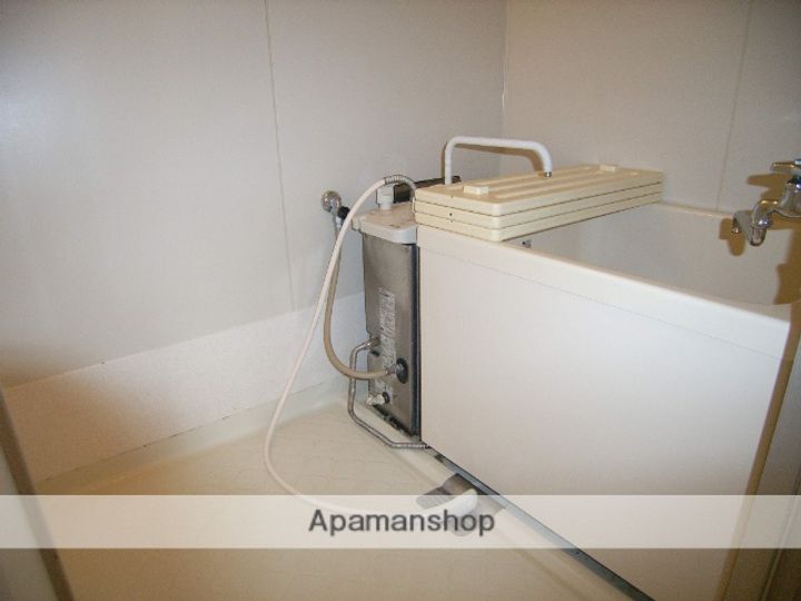 秋田県秋田市八橋大畑2丁目の賃貸アパートの風呂