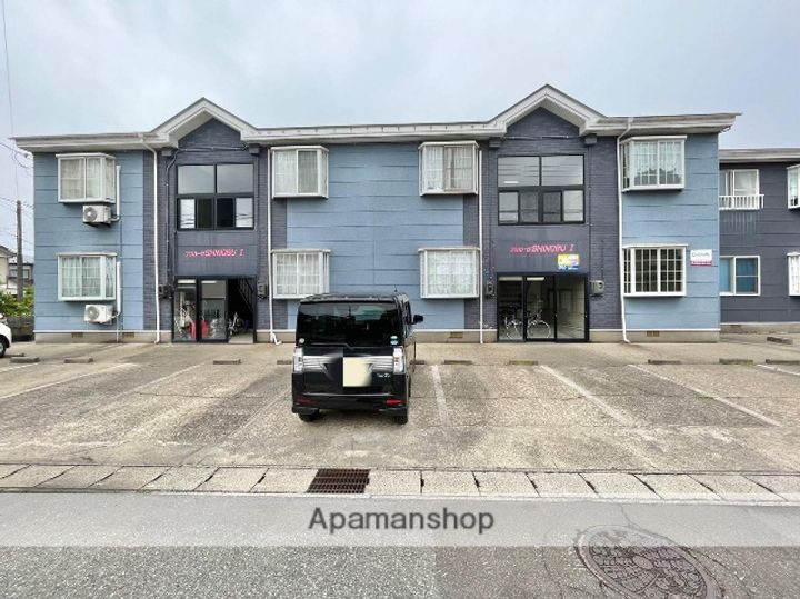 秋田県秋田市牛島西2丁目の賃貸アパート103の外観