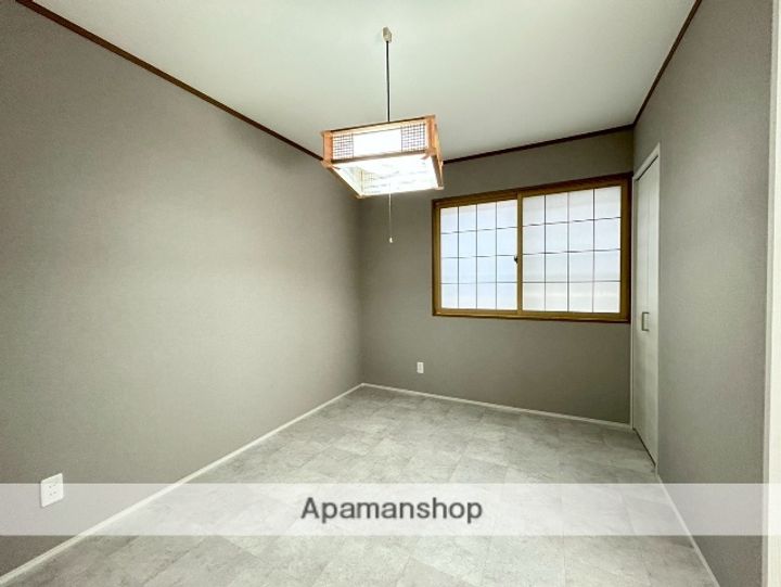 秋田県秋田市大町2丁目の賃貸アパート203の内装