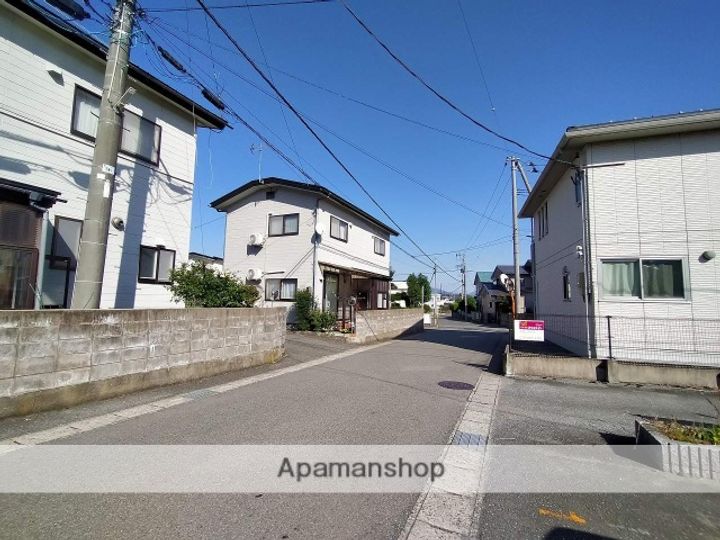 秋田県秋田市将軍野東2丁目の賃貸アパートの周辺