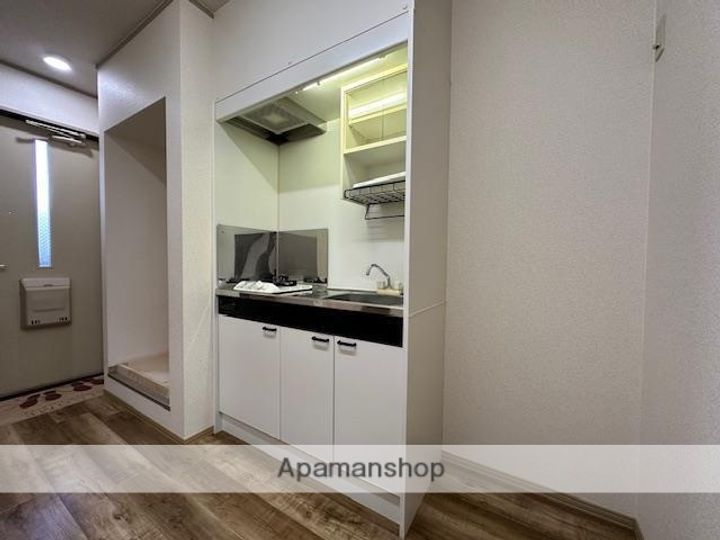 秋田県秋田市外旭川字小谷地の賃貸アパートのキッチン