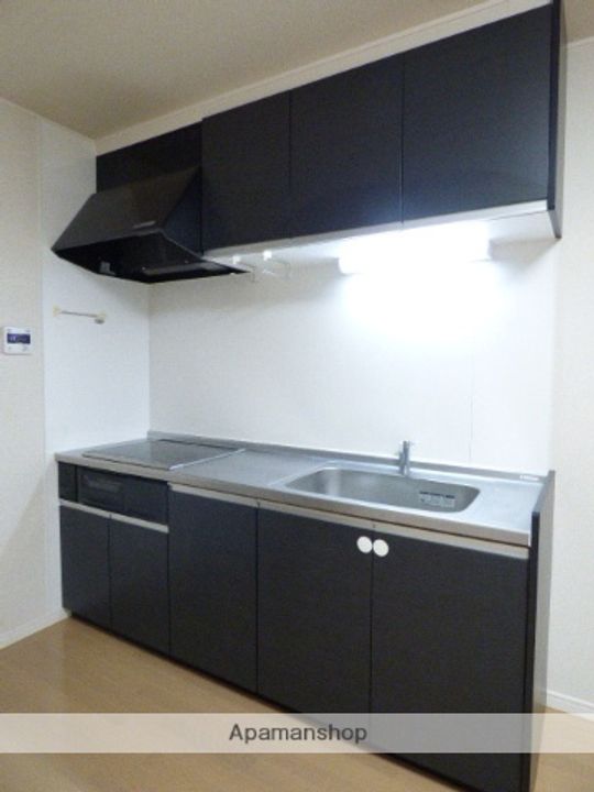 秋田県秋田市牛島東1丁目の賃貸アパートRのキッチン