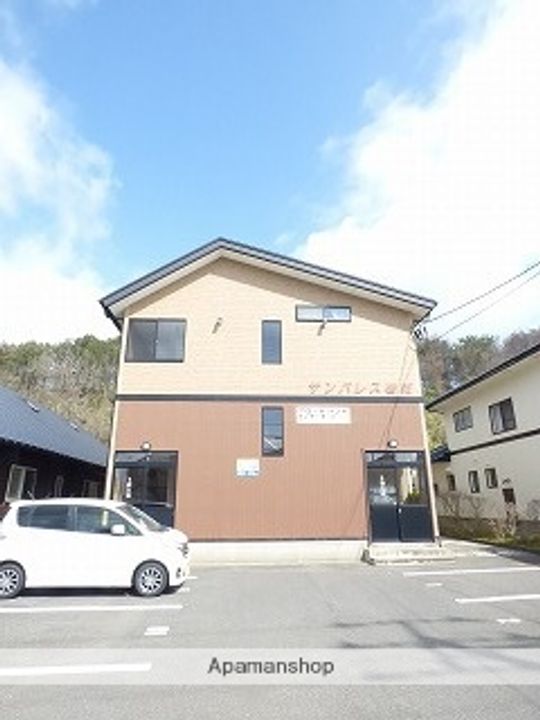 サンパレス岩城の外観