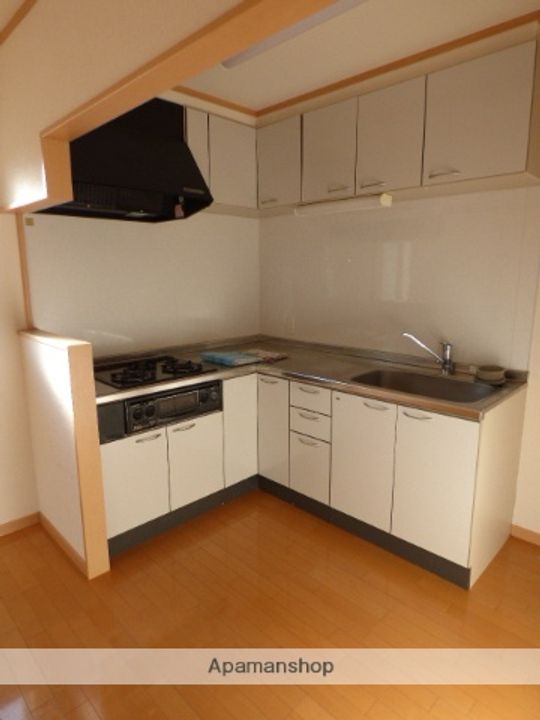秋田県秋田市外旭川八柳1丁目の賃貸アパートC-5のキッチン