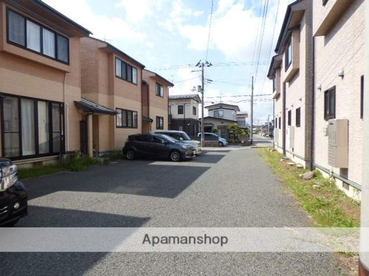 秋田県秋田市外旭川八柳1丁目の賃貸アパートC-5の外観