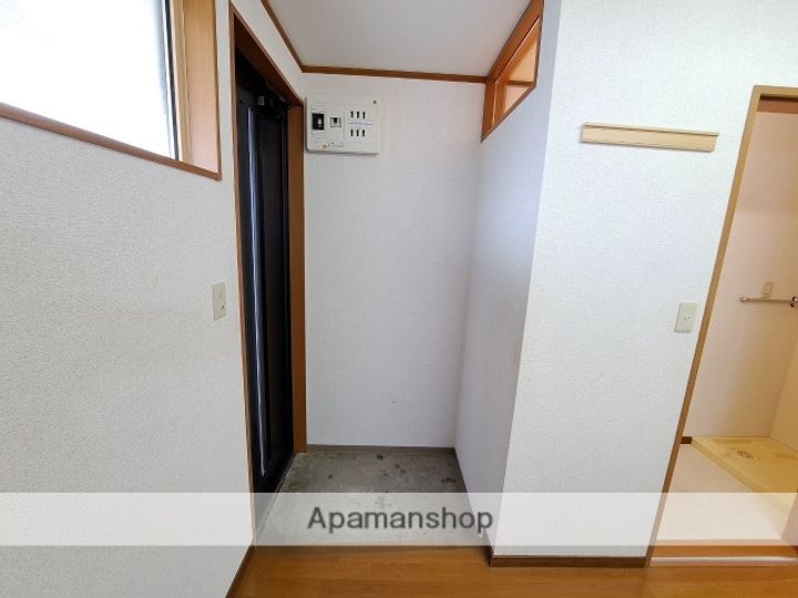 コート日の出の内装