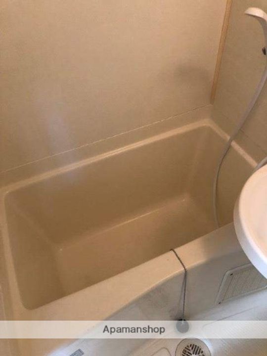 秋田県秋田市広面字大巻の賃貸アパートの風呂