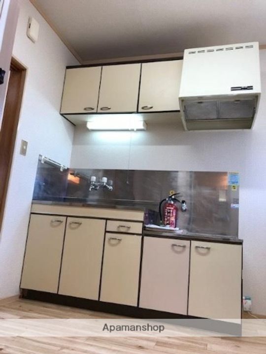 秋田県秋田市東通5丁目の賃貸アパートのキッチン