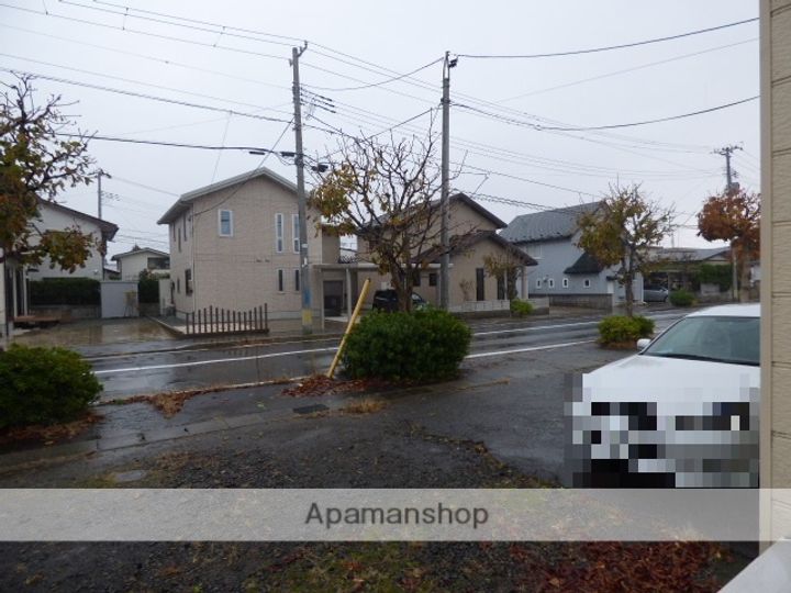 秋田県秋田市東通5丁目の賃貸アパートの周辺