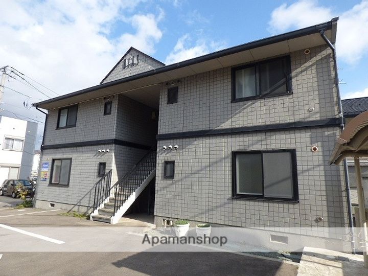 秋田県秋田市牛島西1丁目の賃貸アパート102の外観