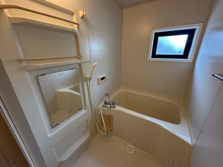 秋田県秋田市寺内後城の賃貸アパートの風呂