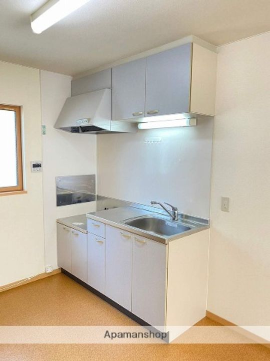 秋田県横手市追廻1丁目の賃貸アパートのキッチン