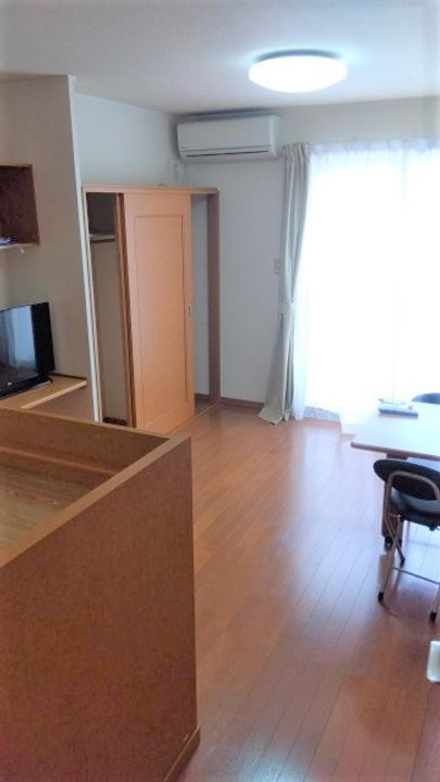 レオパレスM50の居間