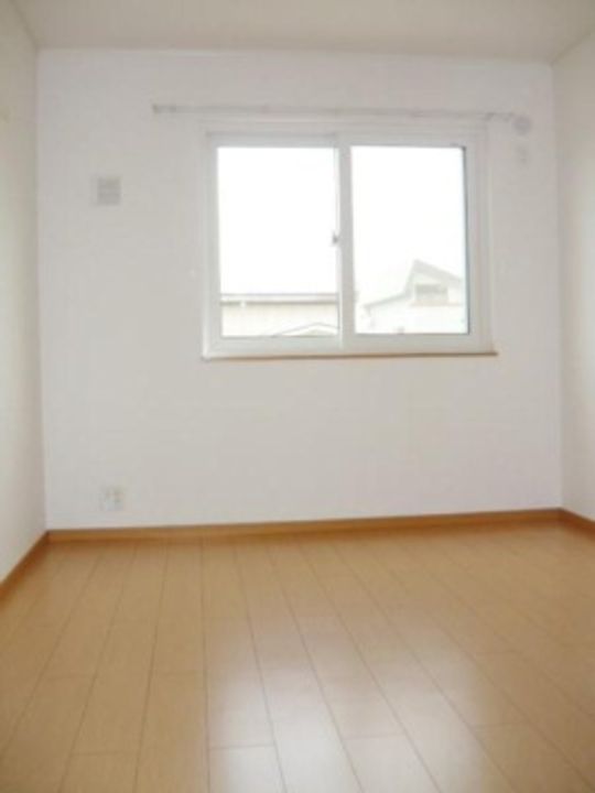 ディーヴァ・ハピネスのその他画像