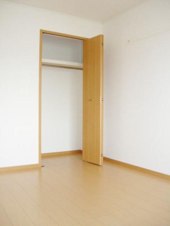 ディーヴァ・ハピネスのその他画像