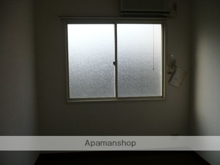 秋田県秋田市牛島西2丁目の賃貸アパート103の居間