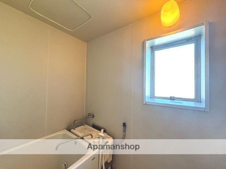 秋田県秋田市川元小川町の賃貸マンションの風呂