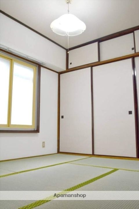 秋田県秋田市大住4丁目の賃貸マンション401の内装