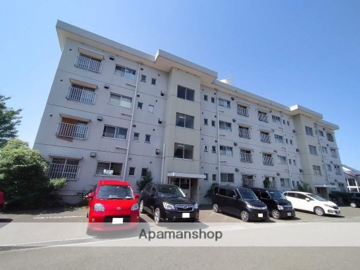 秋田県秋田市川元小川町の賃貸マンションの外観