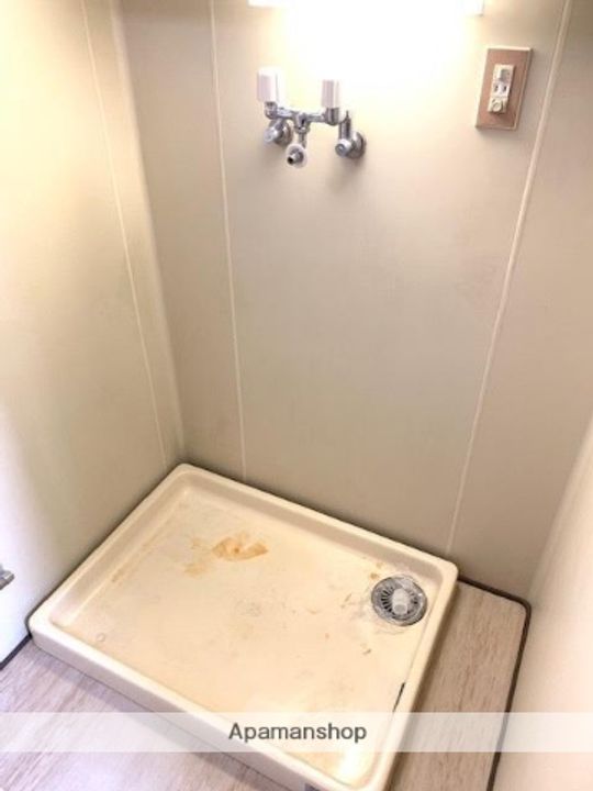 秋田県秋田市川元小川町の賃貸マンションの内装