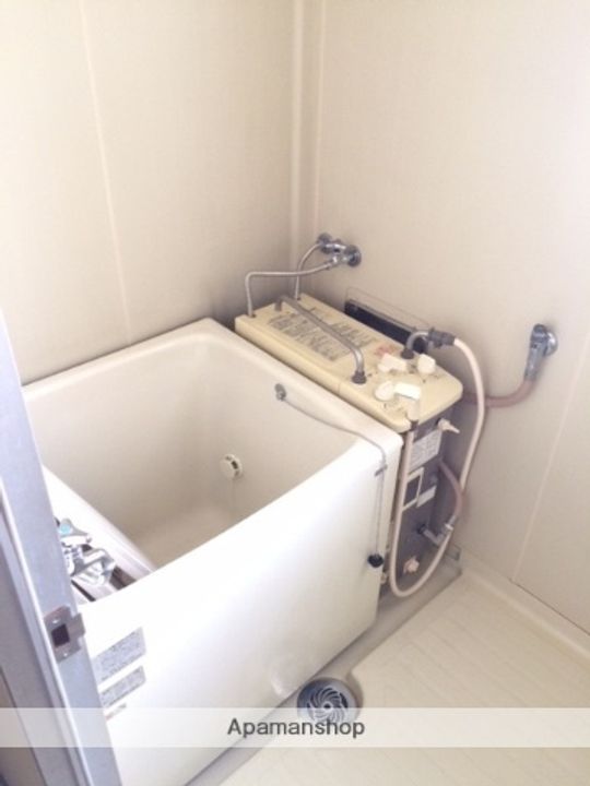 秋田県秋田市川元小川町の賃貸マンションの風呂