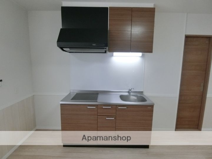 秋田県秋田市南通亀の町の賃貸アパートのキッチン