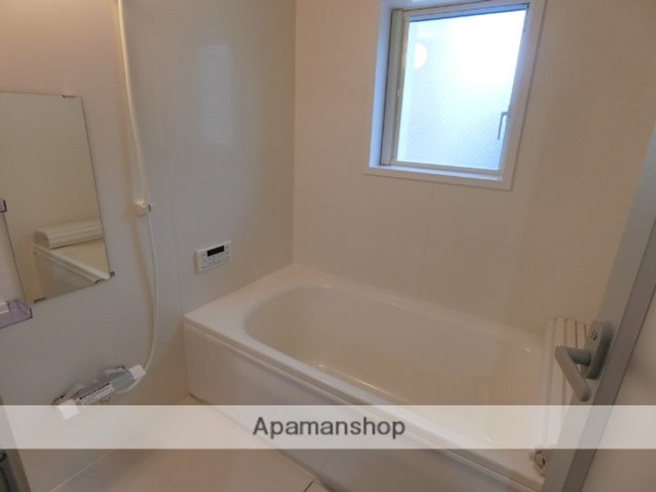 秋田県秋田市南通亀の町の賃貸アパートの風呂