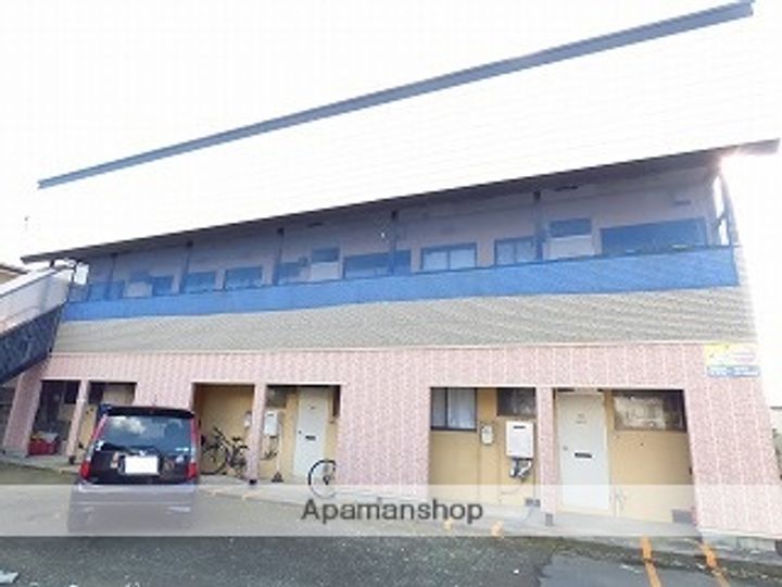 コーポ一番堰の外観