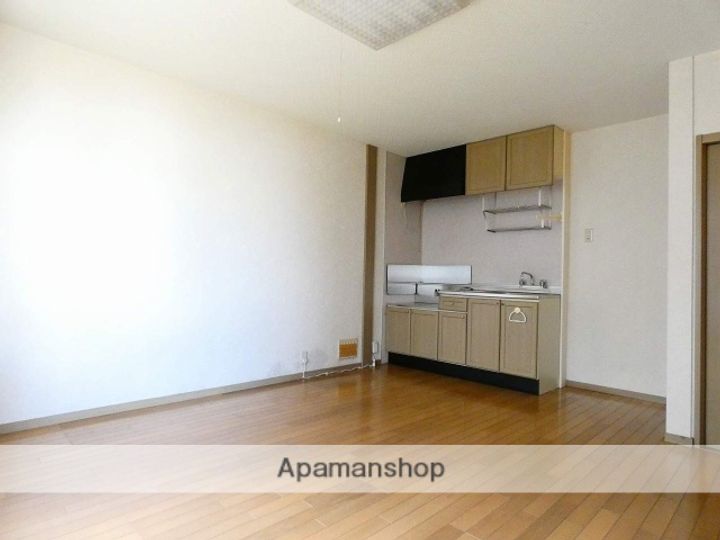 サンガーデン小川の居間