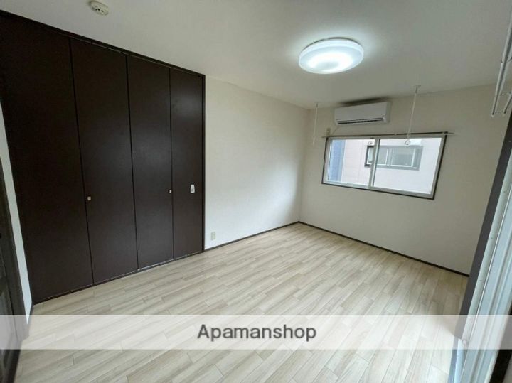 コーポラス・ササキA棟の内装