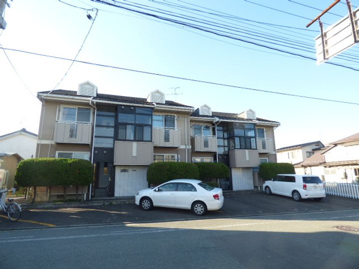 シャインパーク楢山102の外観