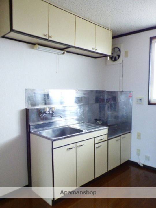 メゾンド菅原三八Bのキッチン