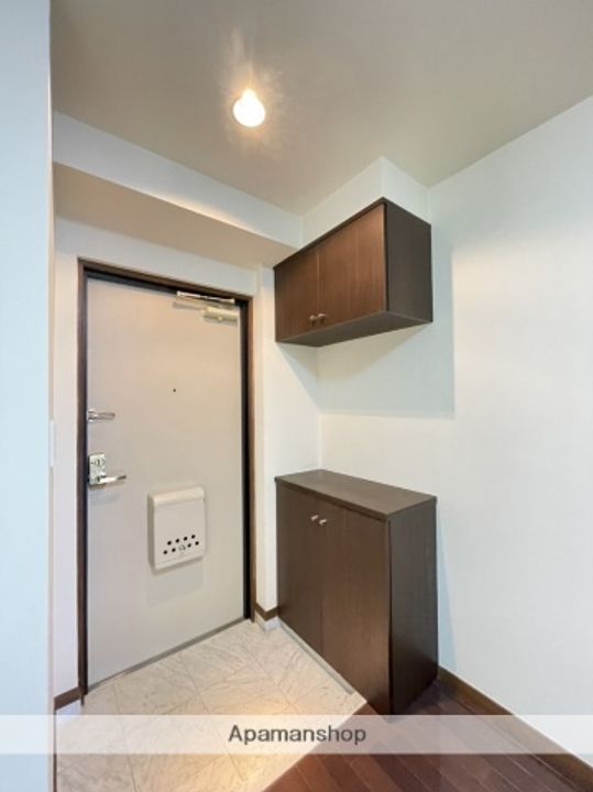 朝日プラザエザース欅通502の玄関