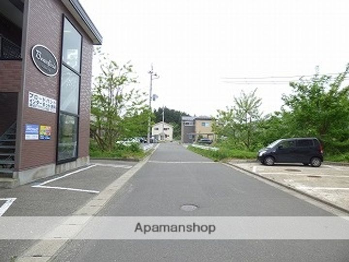 ベネフィシオの周辺